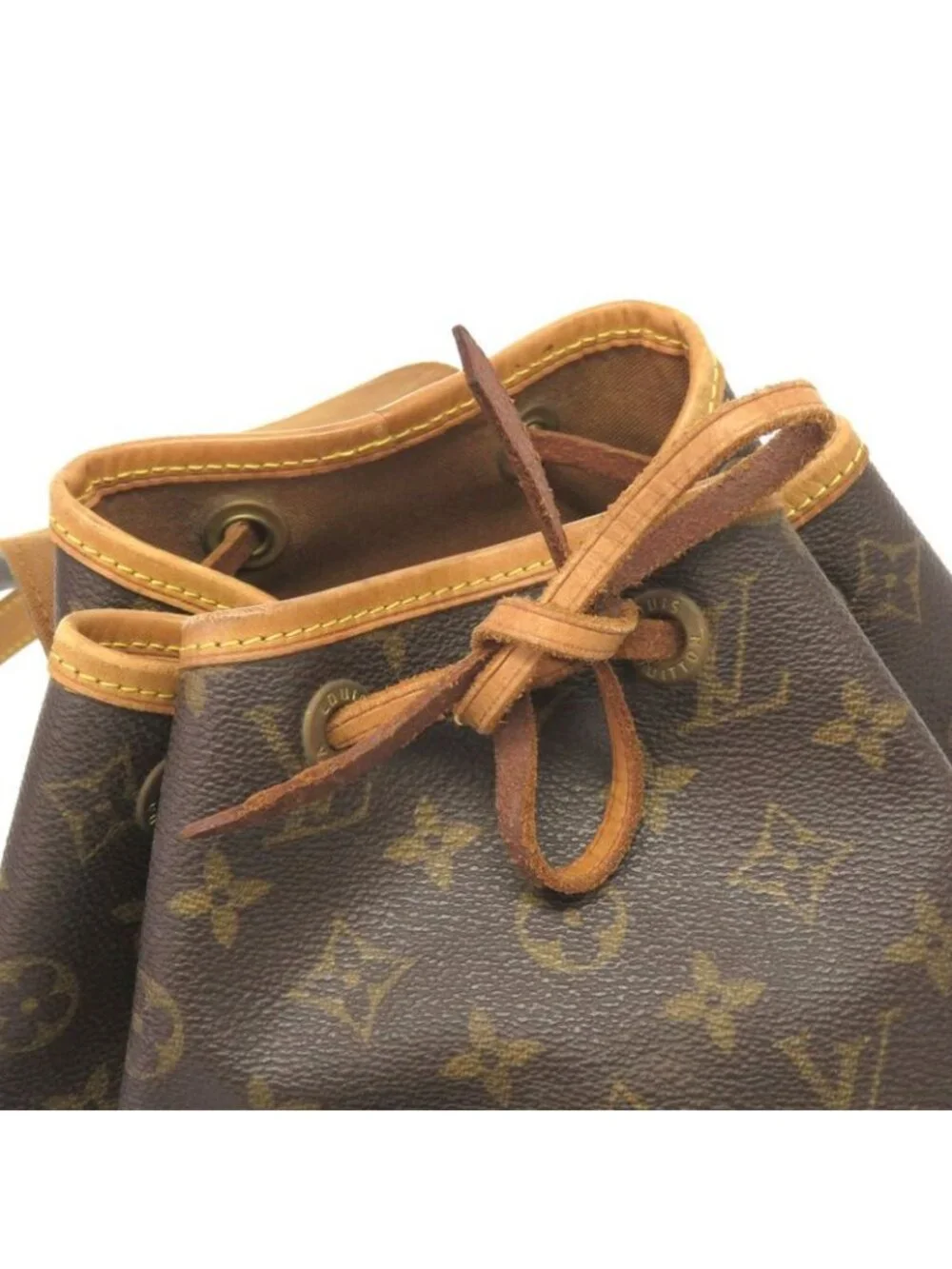 Louis Vuitton Montsouris MM Monogram M51 - Picture 6 of 10